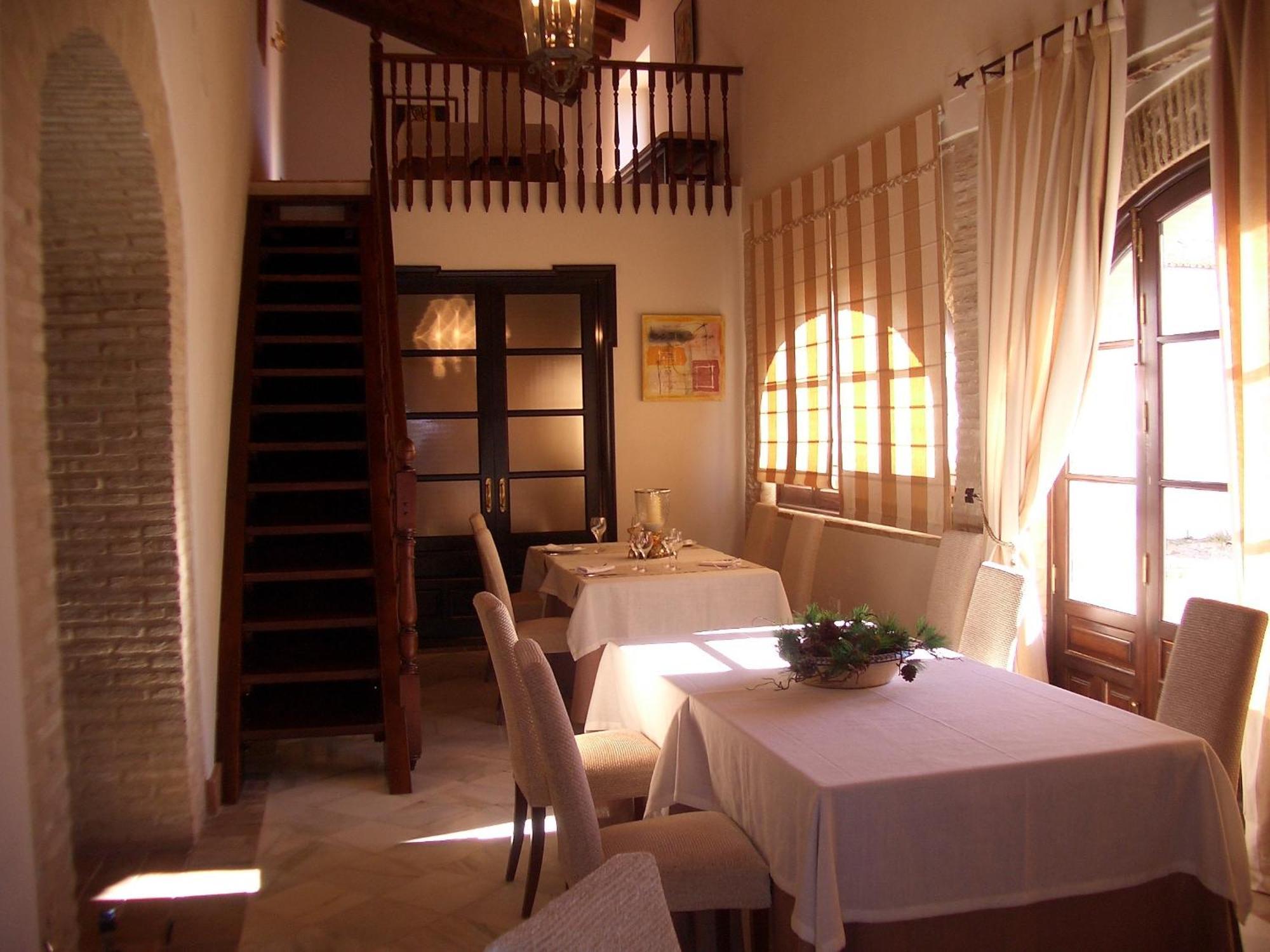 Hacienda Los Jinetes Carmona  Eksteriør bilde