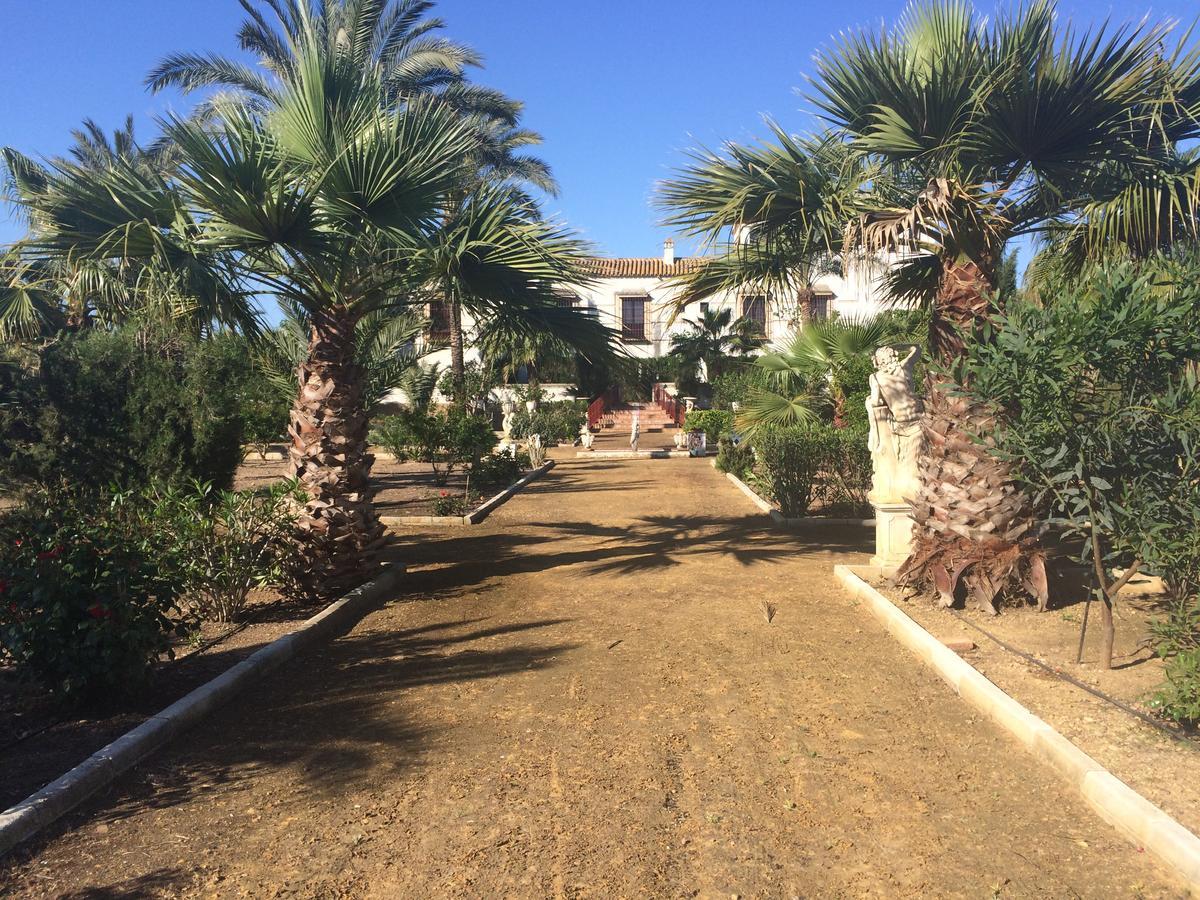 Hacienda Los Jinetes Carmona  Eksteriør bilde