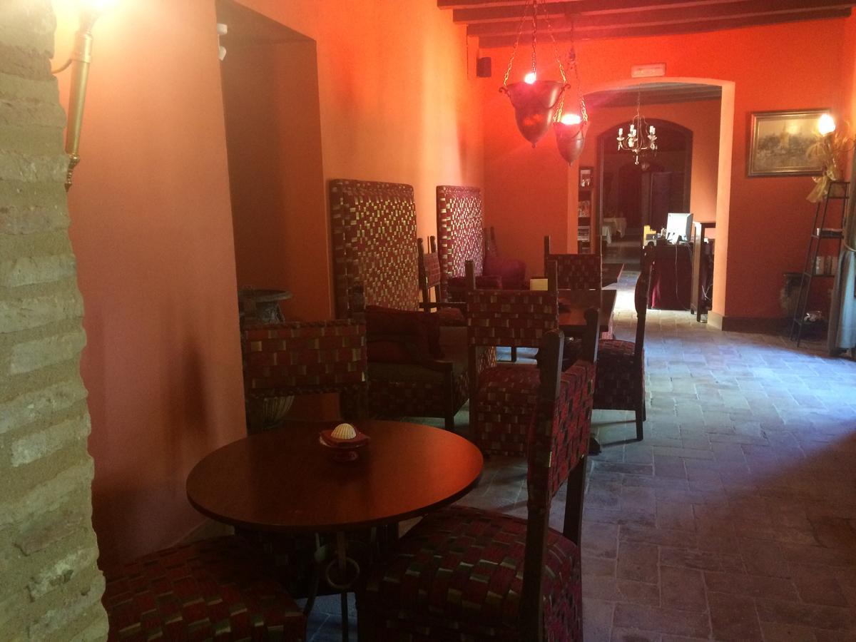 Hacienda Los Jinetes Carmona  Eksteriør bilde